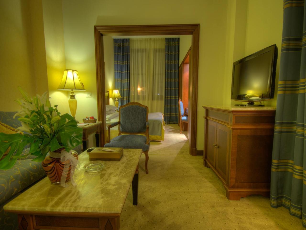 Le Patio Boutique Hotel Beirut Downtown מראה חיצוני תמונה