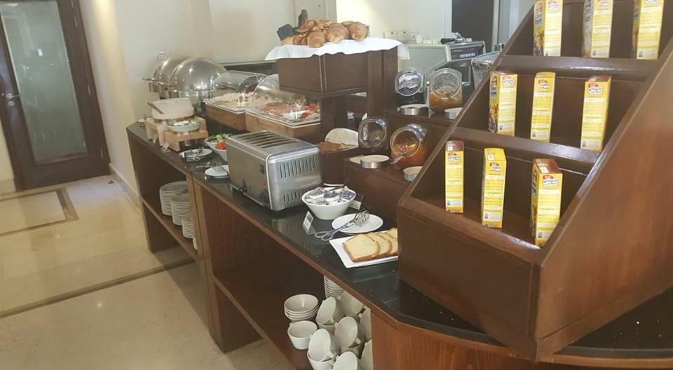 Le Patio Boutique Hotel Beirut Downtown מראה חיצוני תמונה